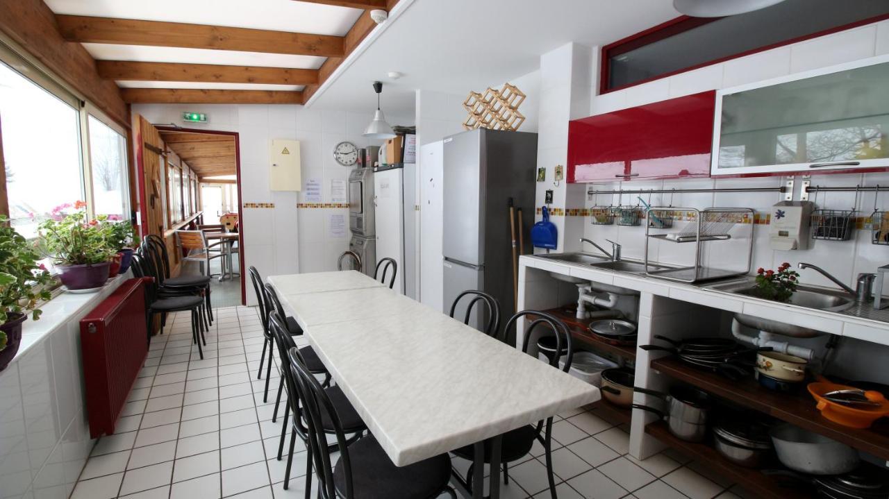Auberge De Jeunesse Hi Le Mont-Dore Buitenkant foto