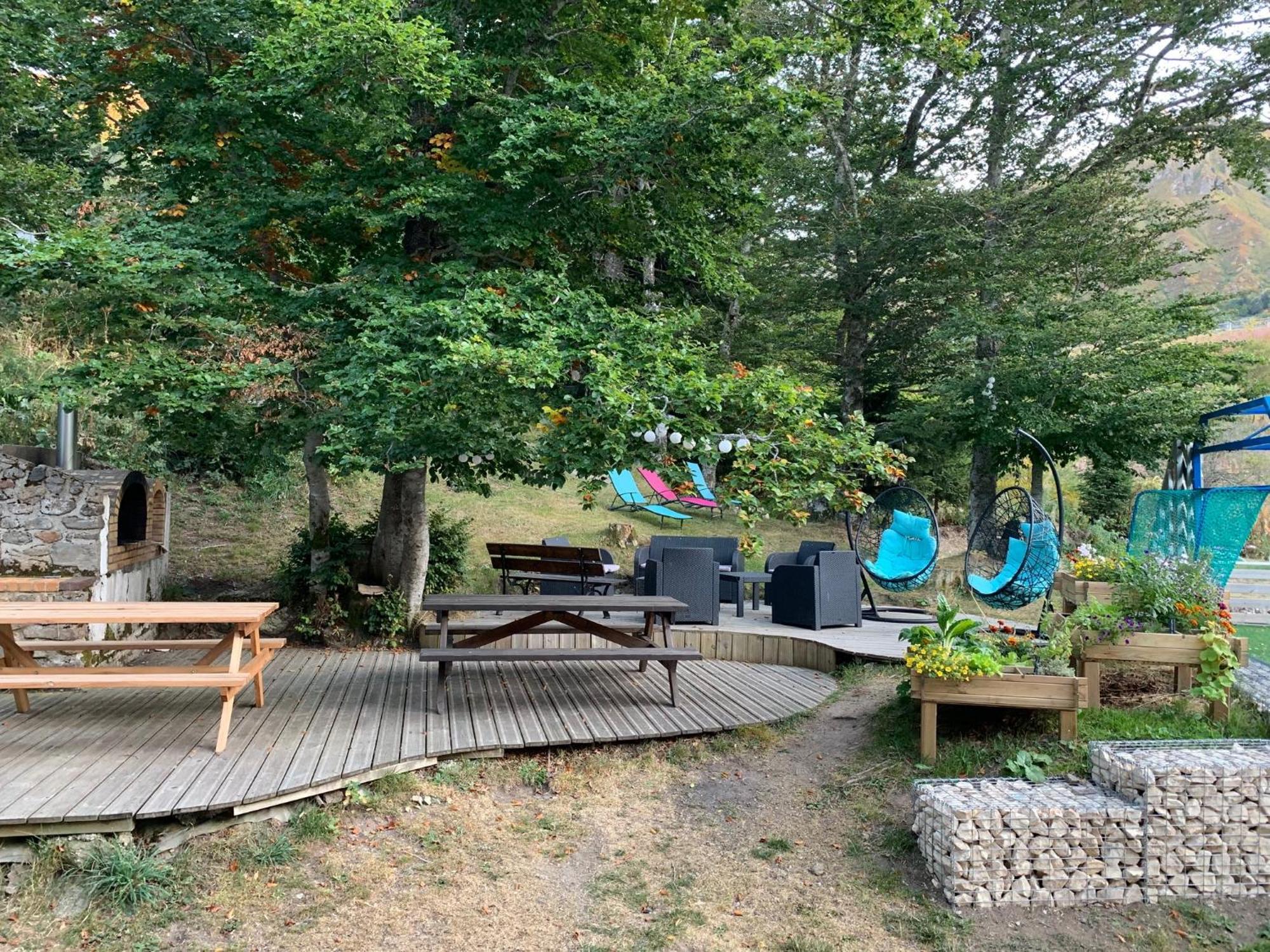 Auberge De Jeunesse Hi Le Mont-Dore Buitenkant foto
